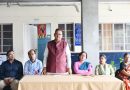 गणेश जोशी ने छात्रावास में विद्यार्थियों को बांटी शैक्षणिक सामग्री